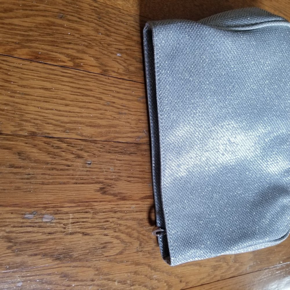 Silver Sparkly Makeup Bag - Picture 3 of 8